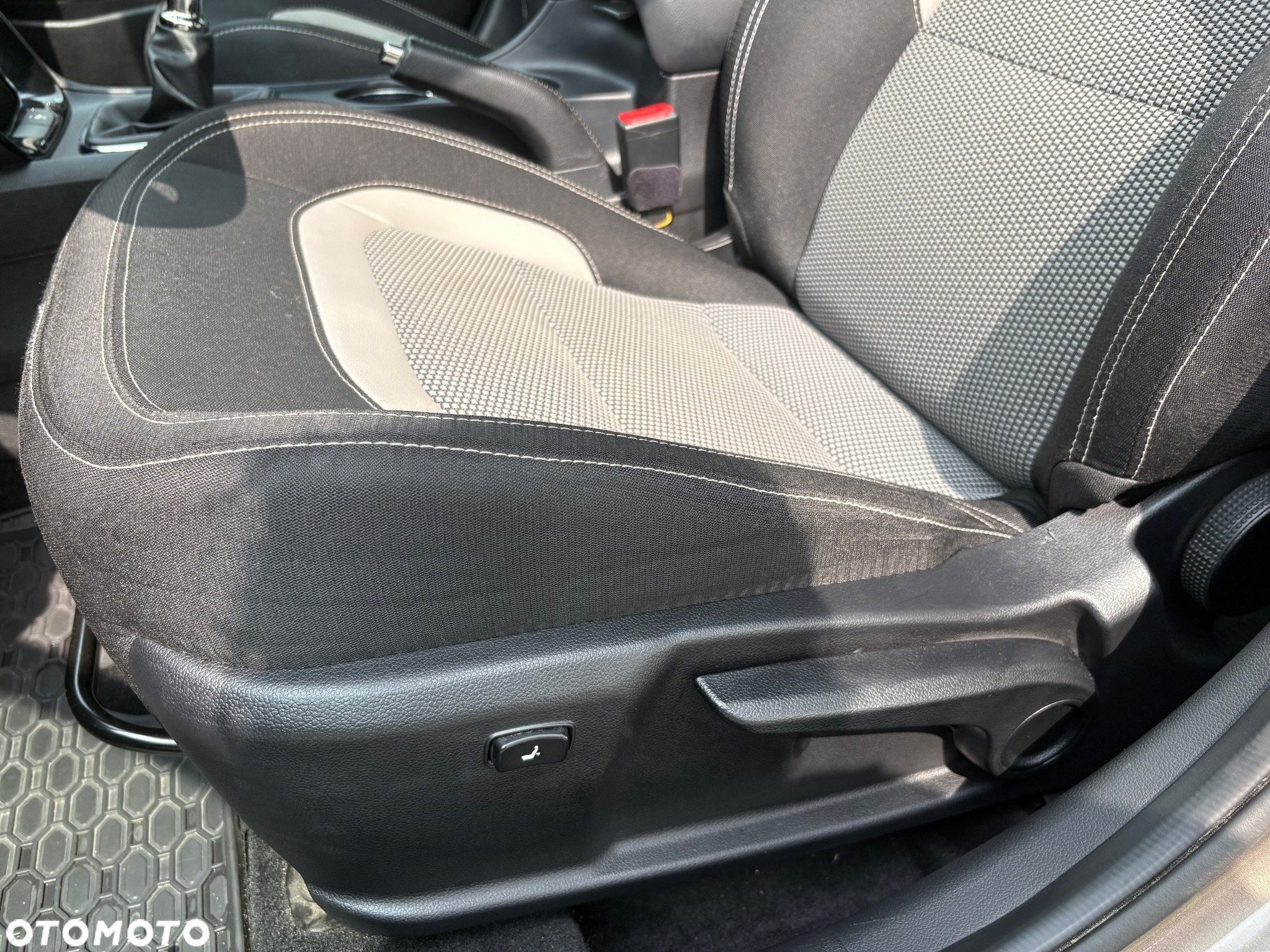 Kia Ceed Cee'd 1.6 GDI L Business Line - 12