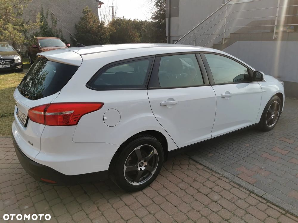 Ford Focus 1.0 EcoBoost 99g Trend Sport - 17