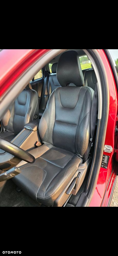 Volvo V60 D4 Drive-E Momentum - 8