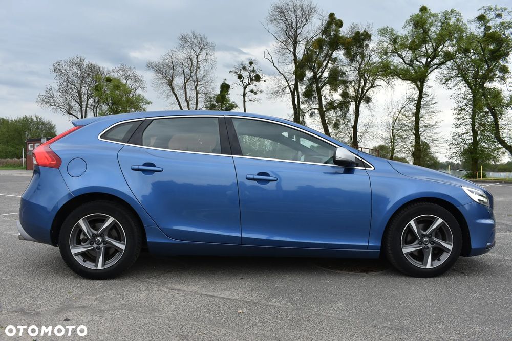 Volvo V40 D2 RDesign - 12