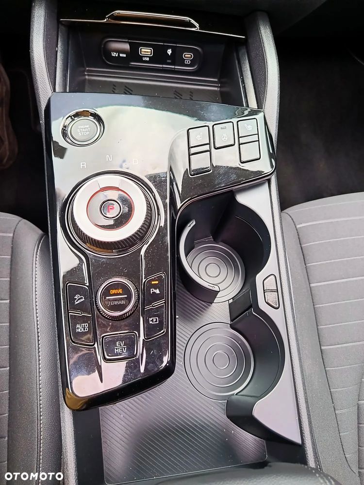 Kia Sportage 1.6 T-GDI PHEV Anniversary 4WD - 31