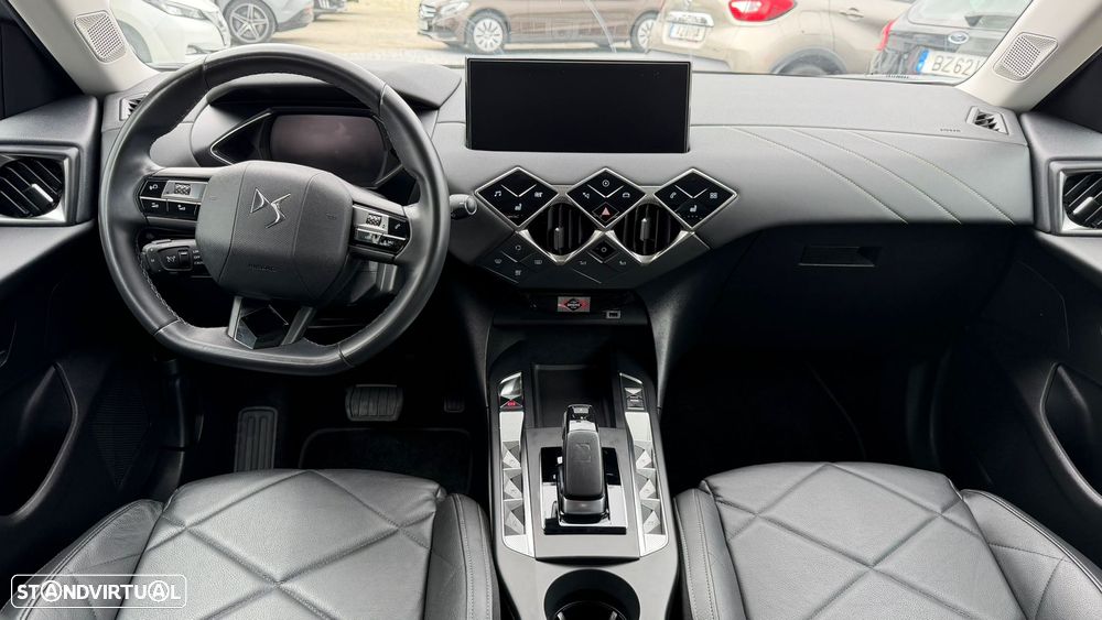 DS DS3 E-TENSE PERFORMANCE LINE + - 9