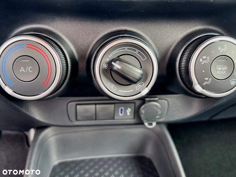 Toyota Aygo X 1.0 VVT-i Style CVT - 8