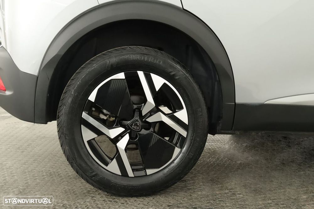Peugeot 2008 1.2 PureTech Allure - 5