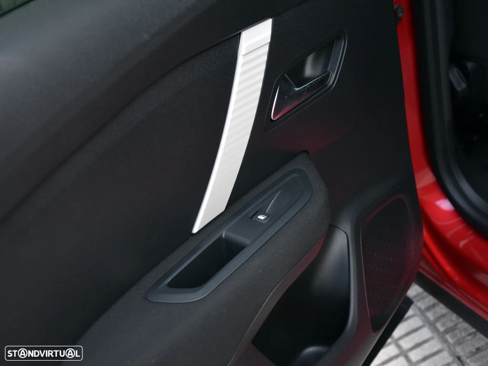 Citroën C4 PureTech 130 Stop&Start EAT8 PLUS - 11