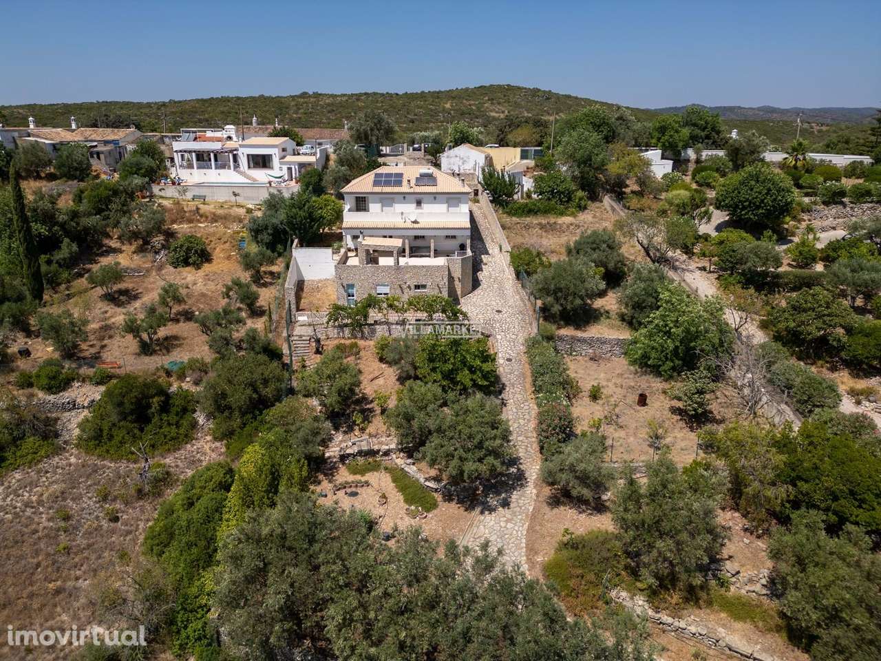 VILLA V5 com vista mar inserida num terreno com 2290 m2 situada no Mal - Grande imagem: 3/51