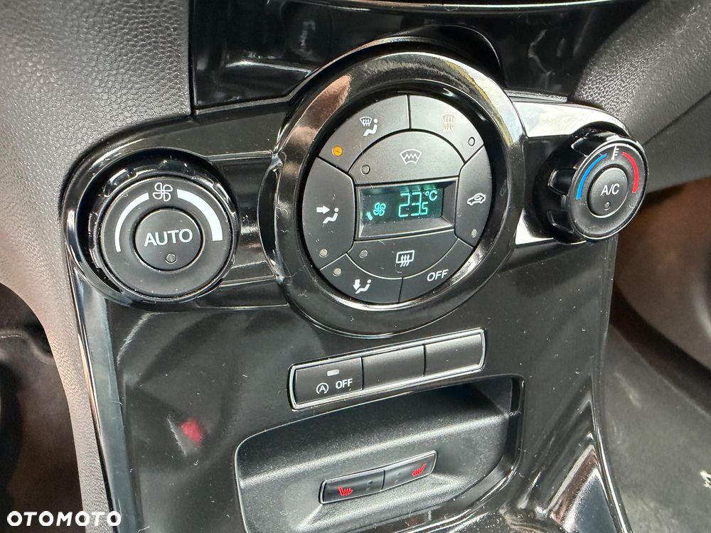 Ford Fiesta 1.0 EcoBoost Titanium X - 6