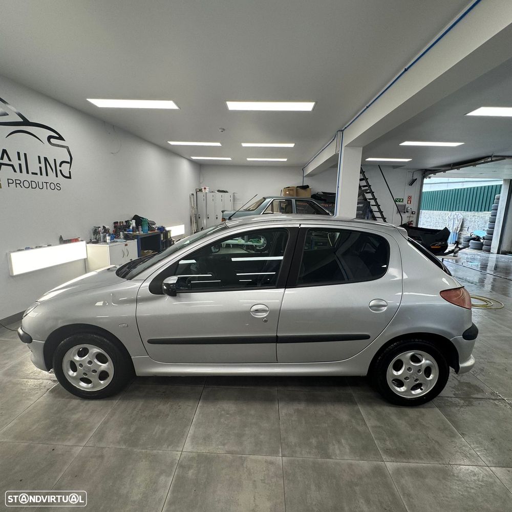 Peugeot 206 1.1 Black & Silver - 2