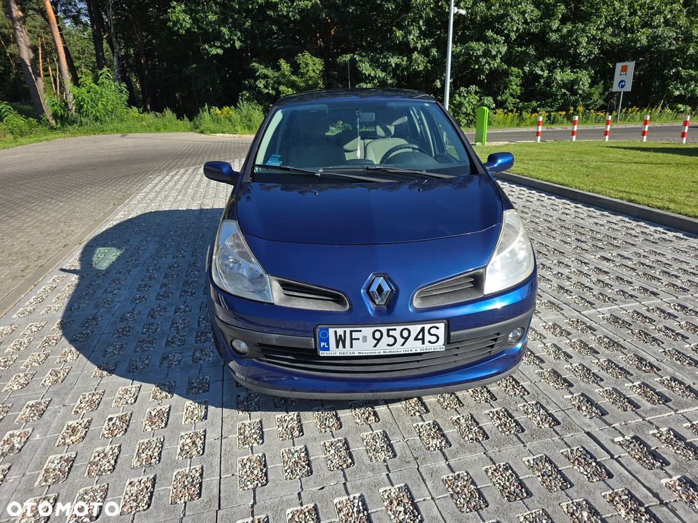 Renault Clio 1.4 16V Dynamique - 8