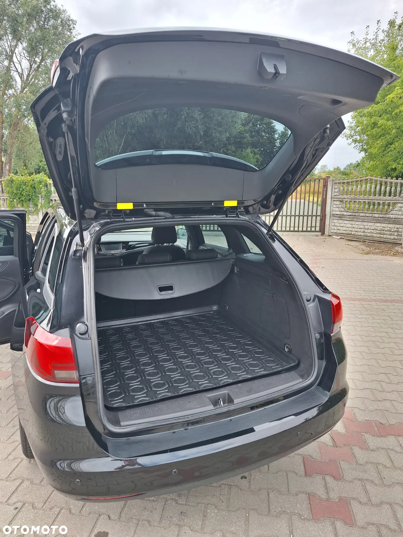 Opel Astra V 1.6 CDTI Dynamic S&S - 12