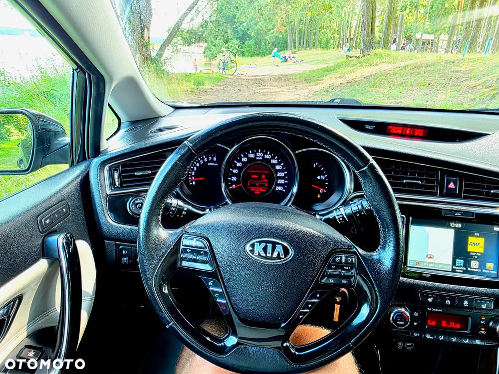 Kia Ceed 1.4 CVVT Dream-Team Edition - 7