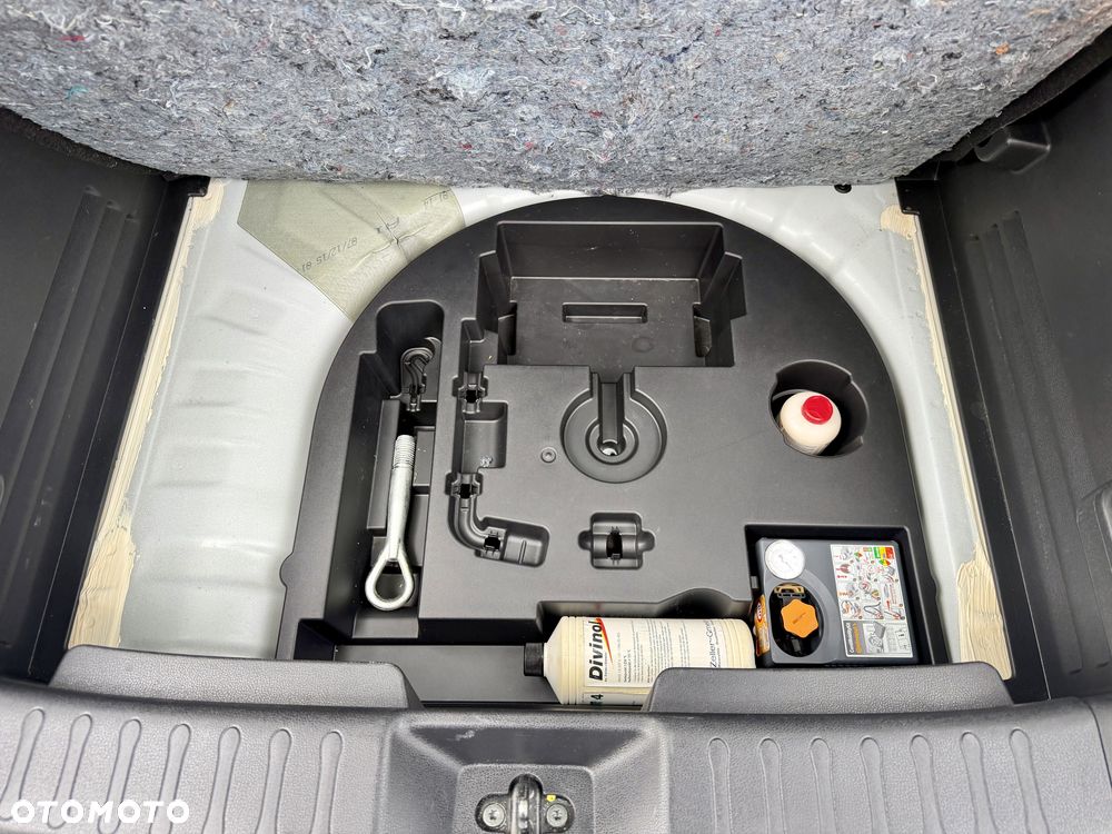 Nissan Juke 1.2 DIG-T N-Connecta - 28