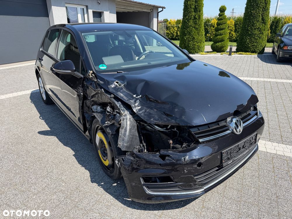 Volkswagen Golf - 5
