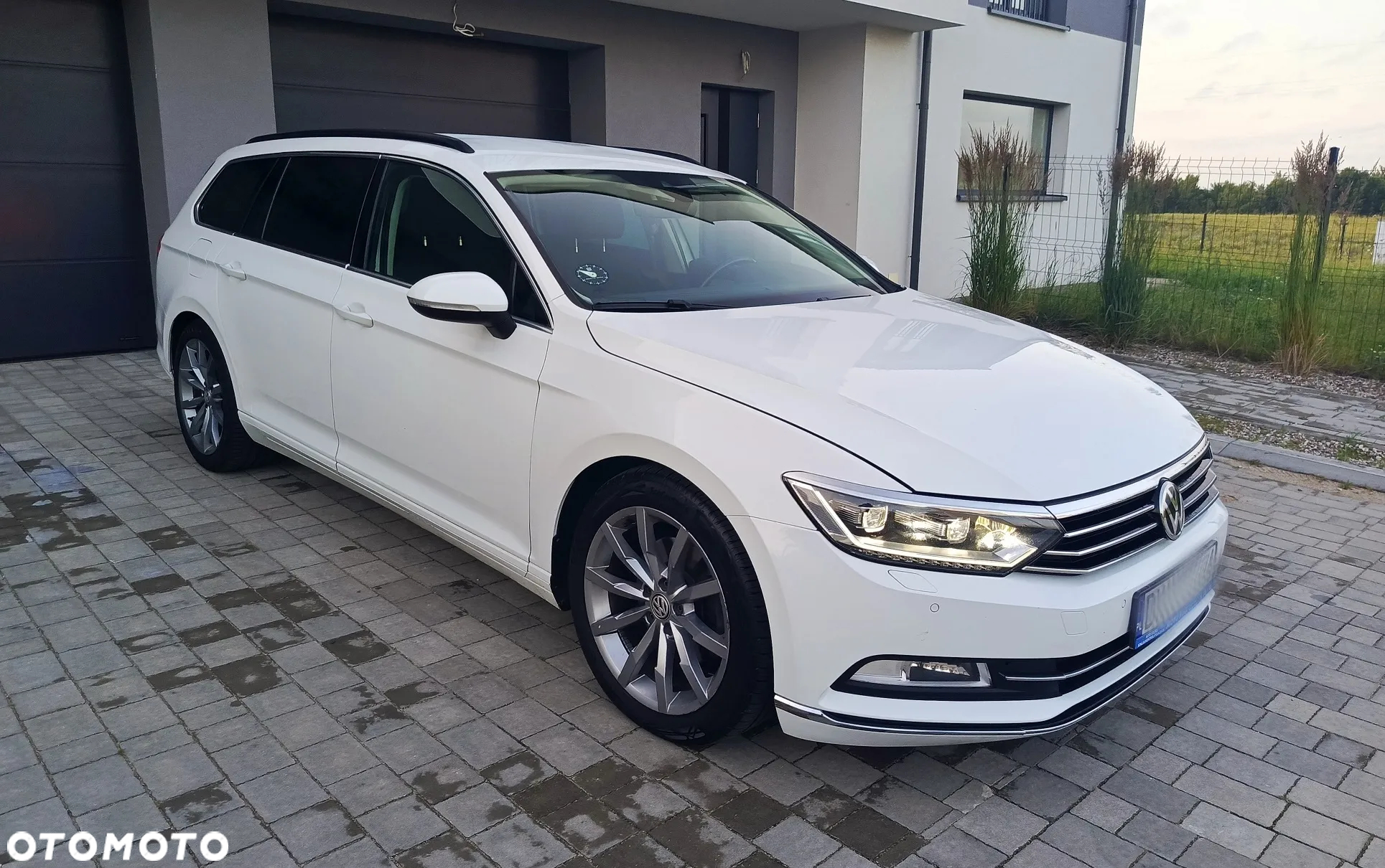 Volkswagen Passat 2.0 TDI BMT Highline DSG - 16