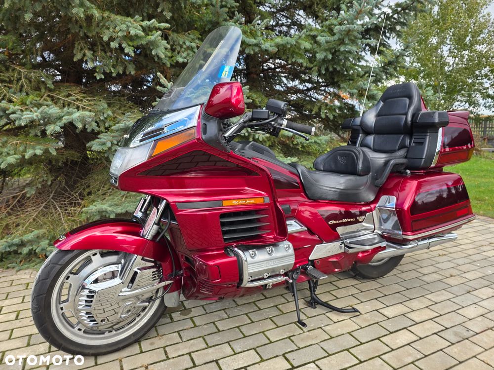 Honda GL - 28