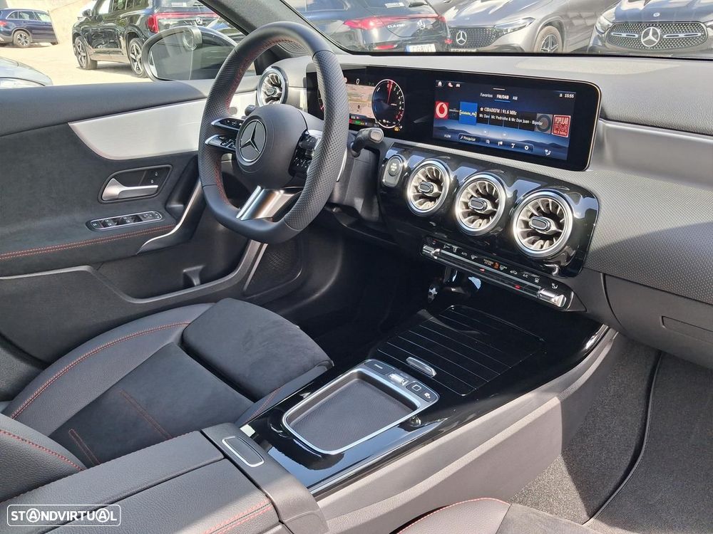Mercedes-Benz A 250 - 16