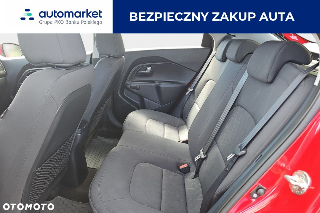 Kia Rio 1.4 L - 12