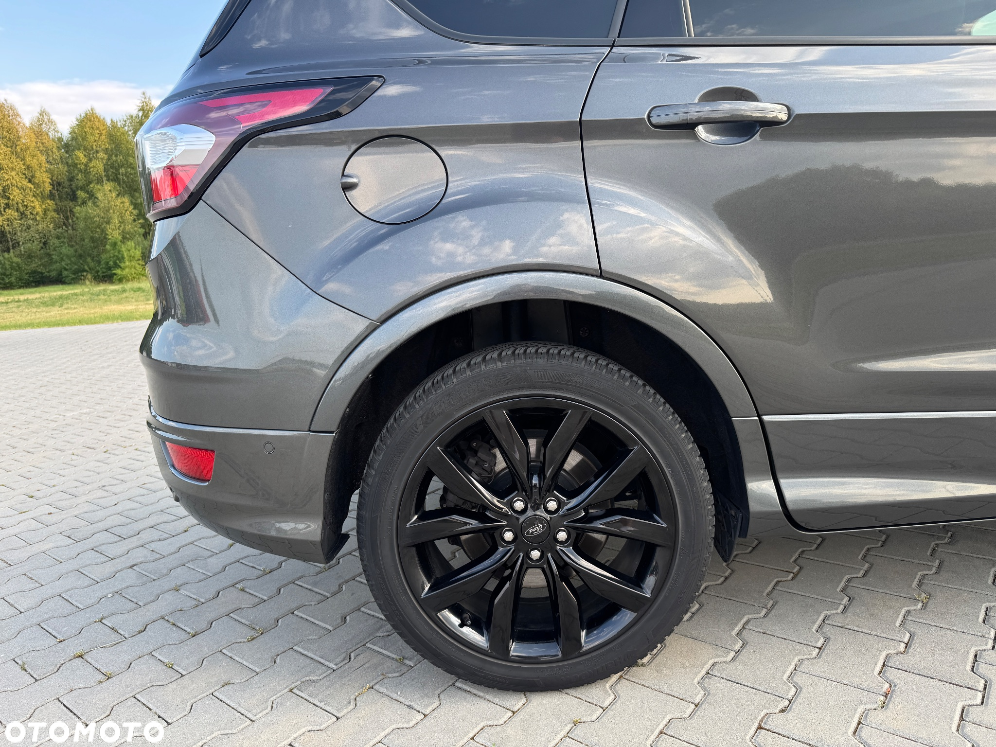 Ford Kuga 2.0 TDCi 4x4 ST-Line - 12