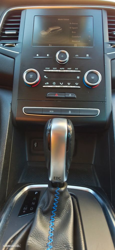 Renault Mégane Sport Tourer 1.5 dCi GT Line EDC - 12