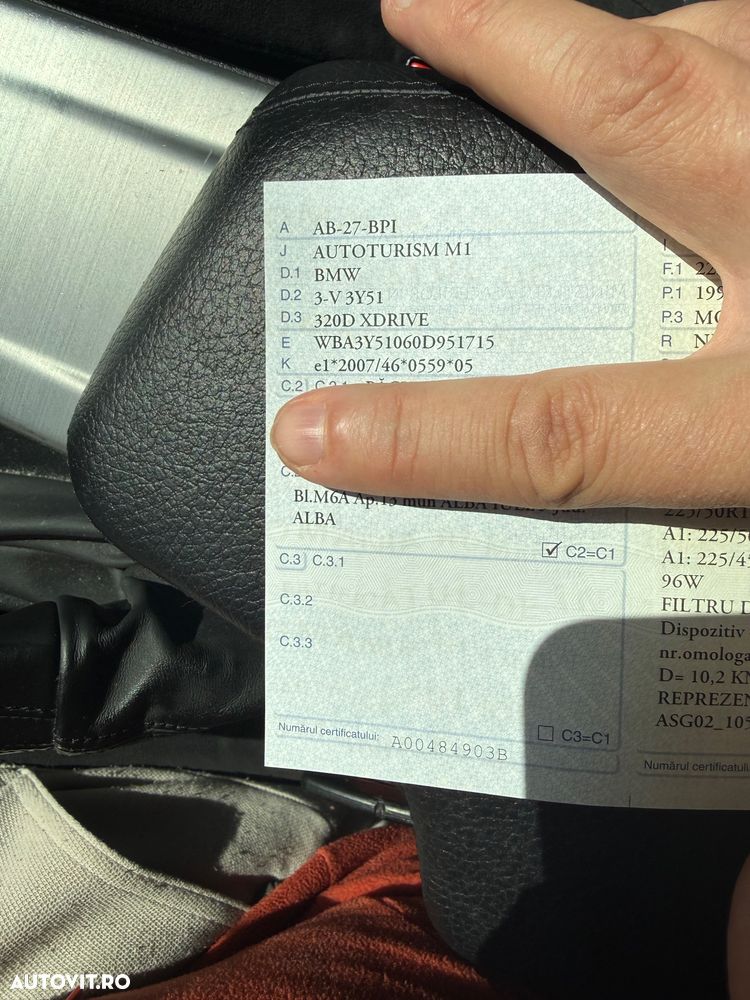 BMW Seria 3 320d xDrive DPF Aut. - 17