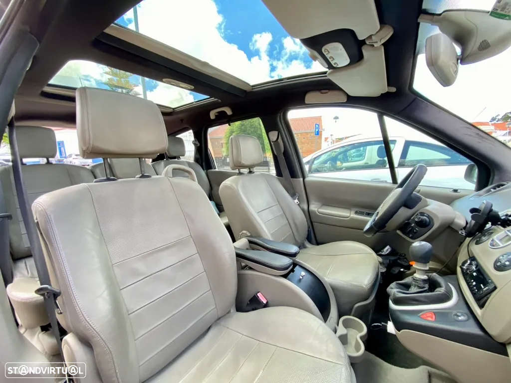 Renault Grand Scénic 1.9 dCi C. Authenti. - 2