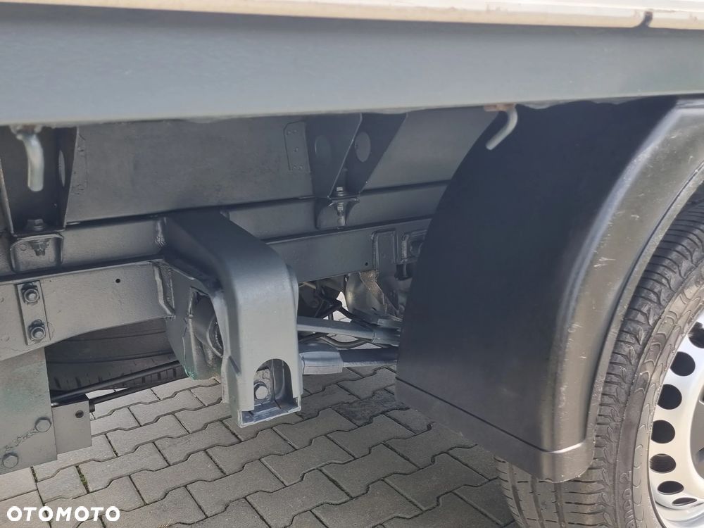 Volkswagen Crafter - 16