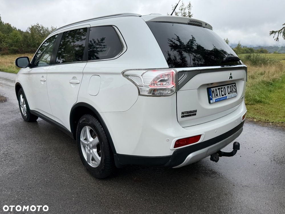 Mitsubishi Outlander - 5
