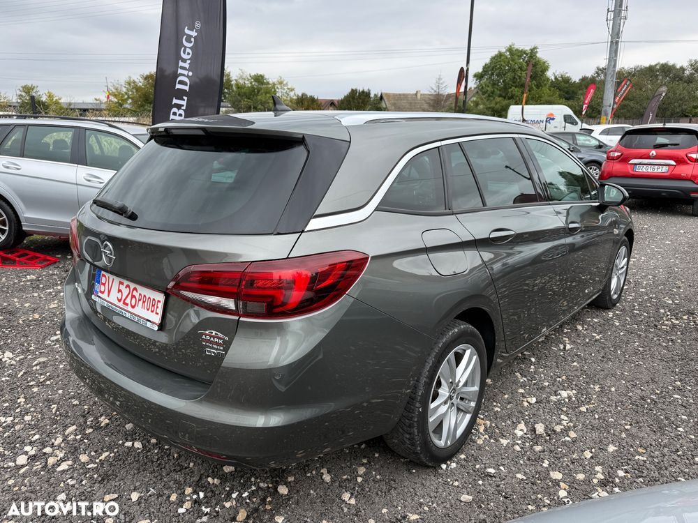 Opel Astra 1.6 D (CDTI) Start/Stop Dynamic - 12