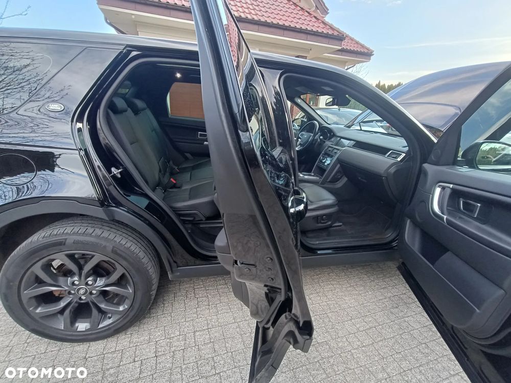 Land Rover Discovery Sport TD4 HSE Luxury - 23