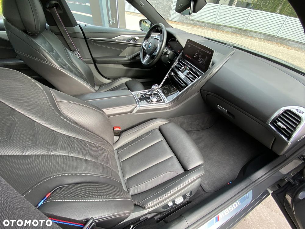 BMW Seria 8 M850i xDrive Gran Coupe - 25
