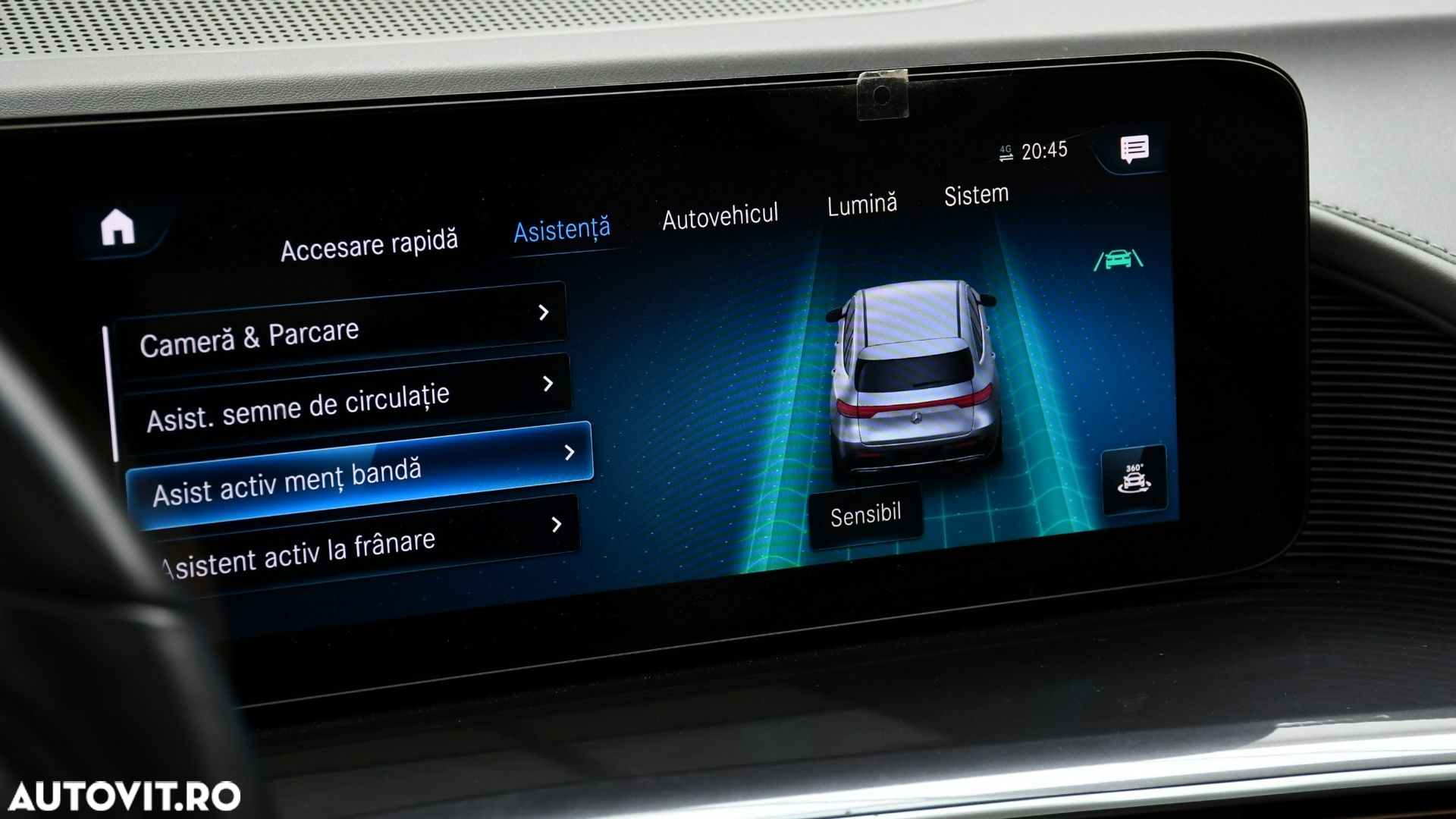 Mercedes-Benz EQC - 19