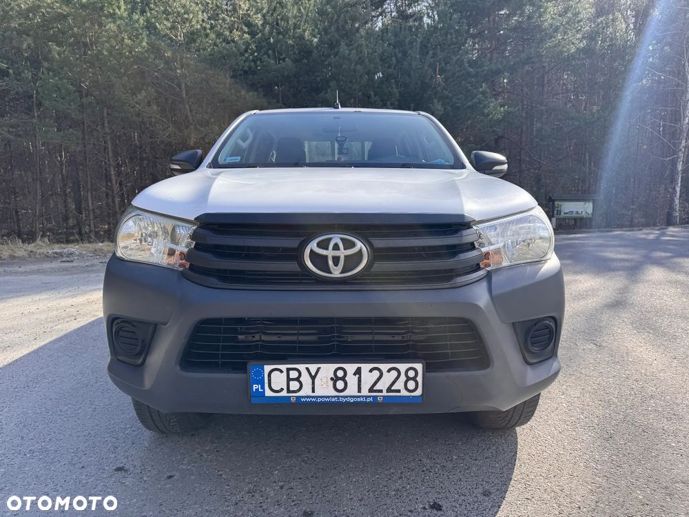 Toyota Hilux - 3