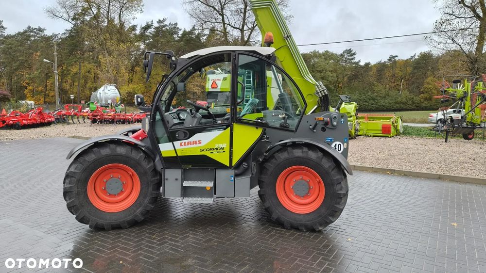 Claas SCORPION 732 VP Stage V - 1
