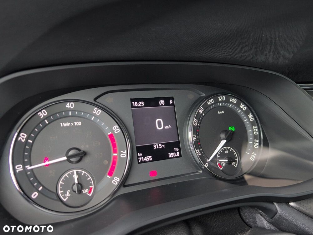 Skoda Octavia 1.5 TSI e-Tec Ambition DSG - 20