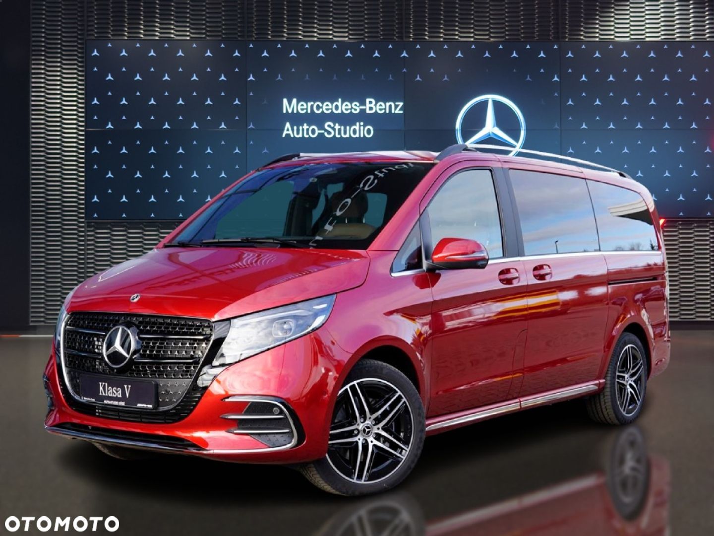 Mercedes-Benz Klasa V - 1