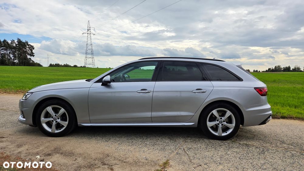 Audi A4 Avant 40 TFSI S tronic - 2