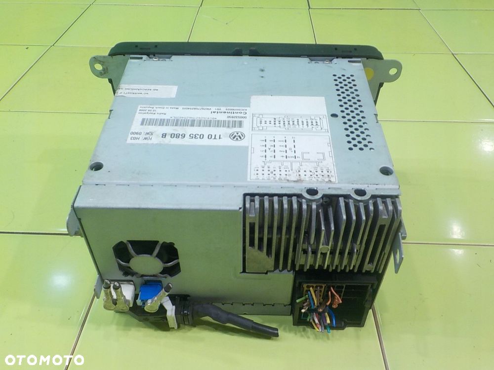 VW TIGUAN I 2.0 TDI AUT 08r 5D radio CD 1T0035680B - 5