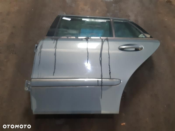 DRZWI LEWY TYŁ Mercedes E 2004r.