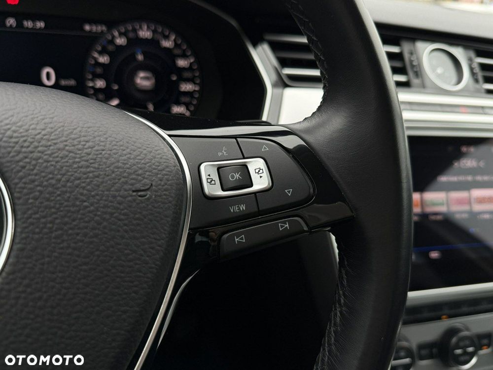 Volkswagen Passat 2.0 TDI SCR Highline DSG - 20