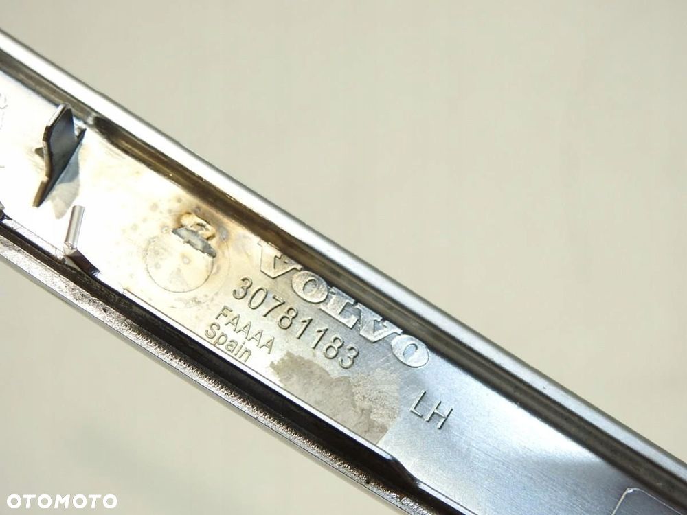 DEKOR LISTWA TAPICERKI DRZWI LEWY TYŁ VOLVO XC60 I 30781183 - 6