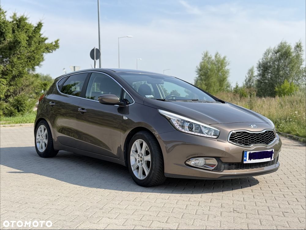 Kia Ceed - 1