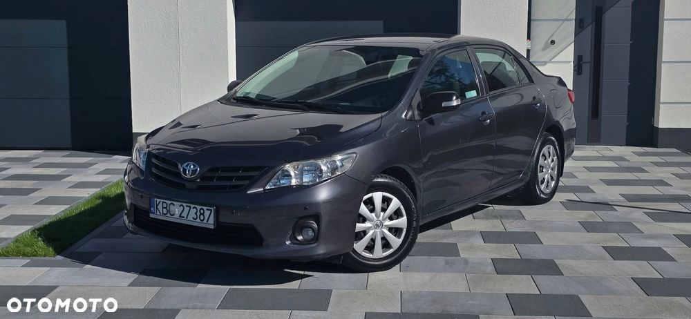 Toyota Corolla - 16