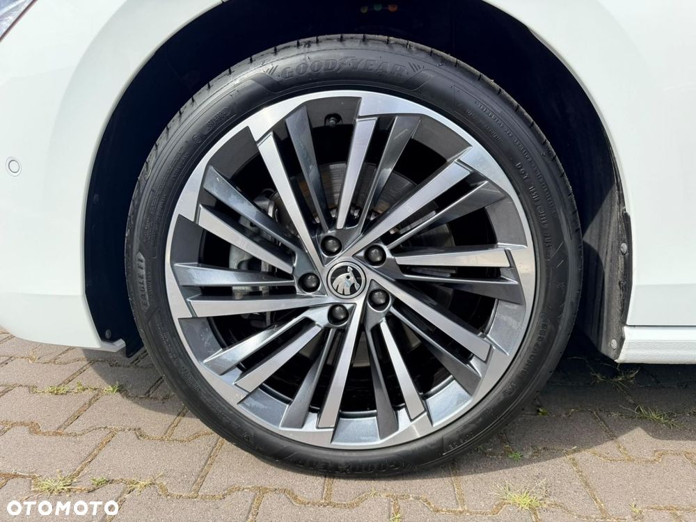 Skoda Superb 2.0 TDI SCR 4x4 L&K DSG - 7