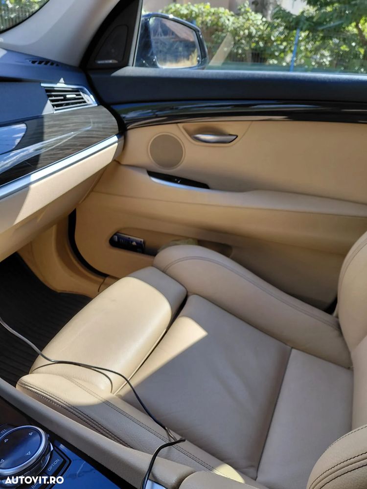 BMW Seria 5 520d - 7