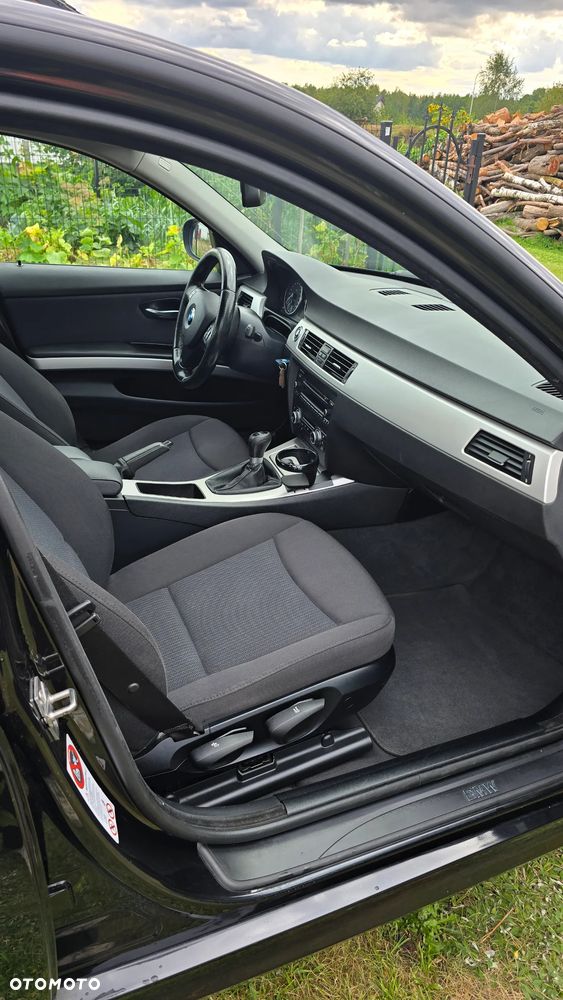 BMW Seria 3 320d - 18