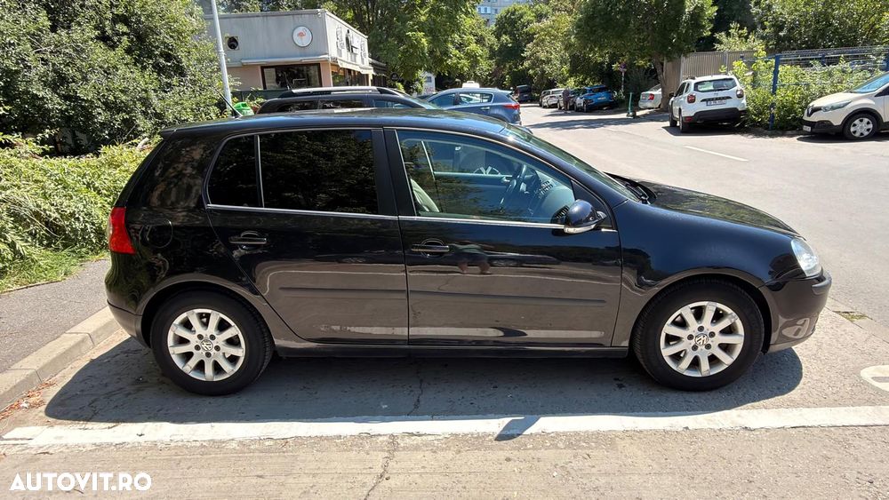 Volkswagen Golf 1.4 TSI Comfortline DSG - 2