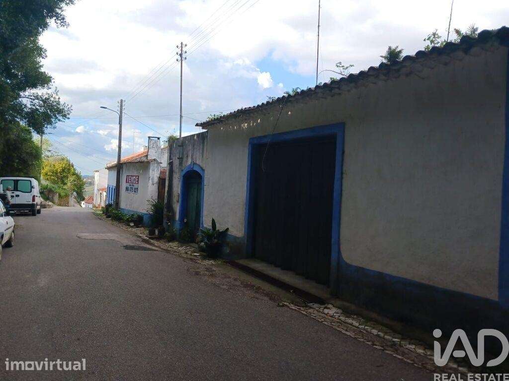 Casa / Villa T2 em Caldas da Rainha - Nossa Senhora do Pópulo, Coto e - Grande imagem: 3/27