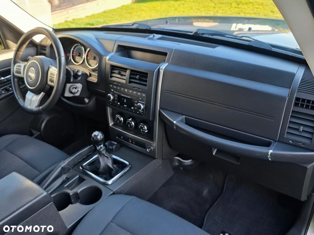 Jeep Cherokee 2.8 CRD Limited - 24