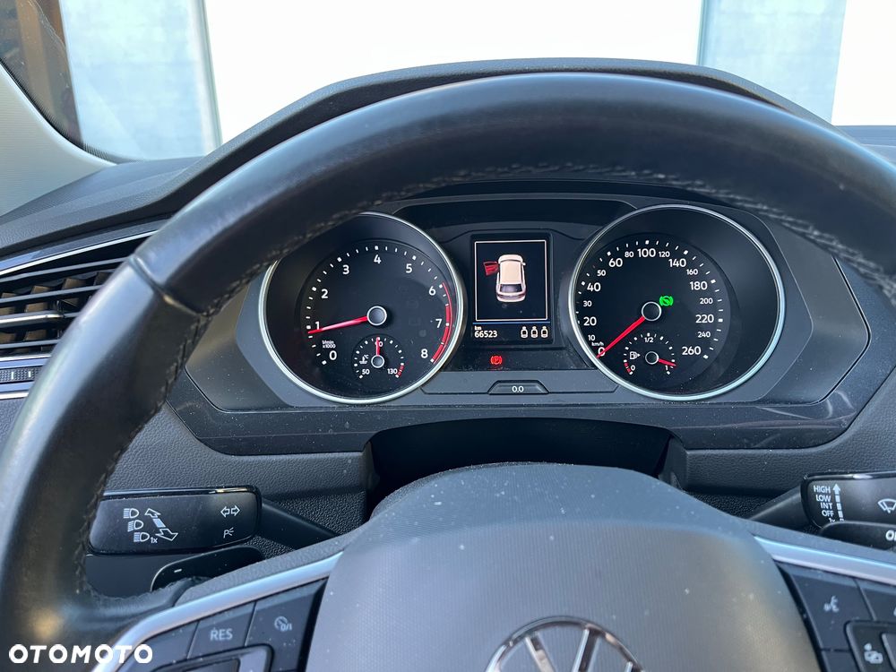 Volkswagen Tiguan 2.0 TSI 4Mot Life DSG - 7