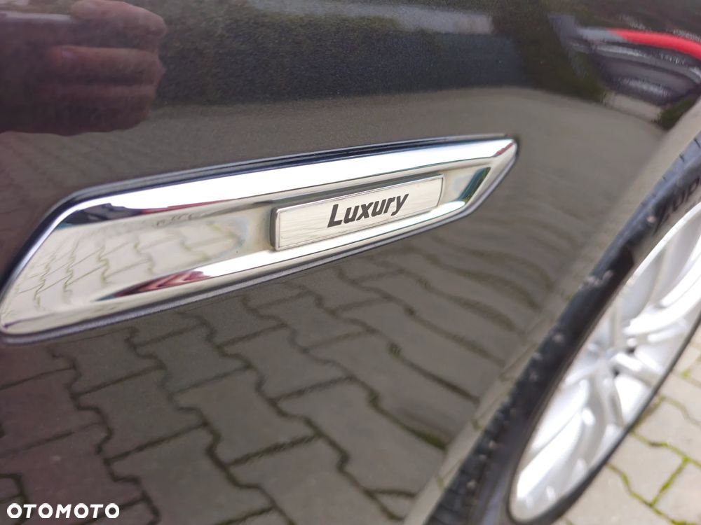 BMW Seria 5 525d Luxury Line - 21